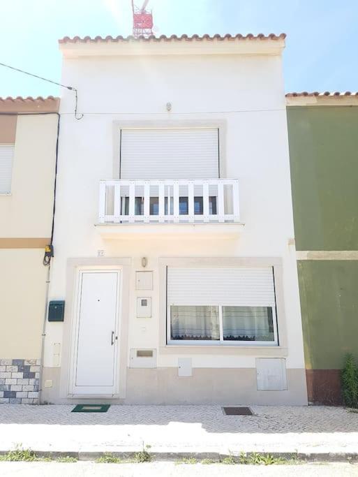 Casa De Praia Acolhedora/ Cosy Beach House Marinha das Ondas Bagian luar foto